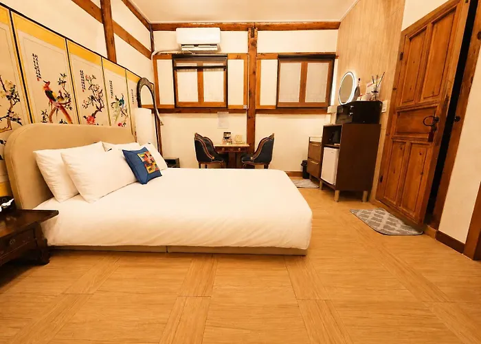 Haemil Hanok 해밀한옥 3* Seoul